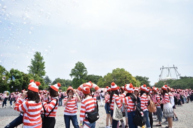 順番待ちも凄い行列