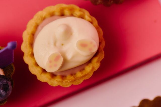 「各種メニュー」＜大人 6,000円　7-12歳 3,500円　4-6歳 2,000円＞【マイメロディ＆クロミのもっと桃気分Peach Sweets Buffet】