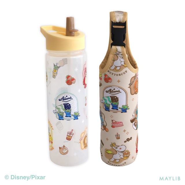 ストロー付きボトル ¥550、ボトルケース ¥550