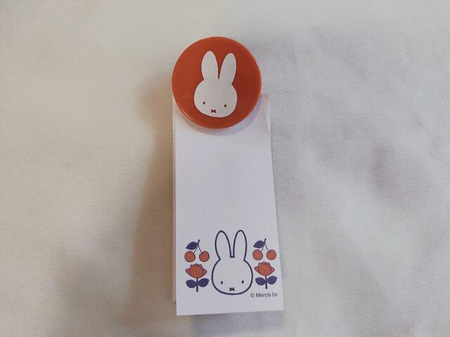 紙を挟むクリップとして便利