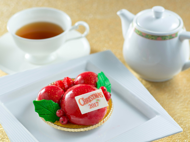 ハイピリオン・ラウンジ「“クリスマス・ファンタジー”ケーキセット」1,550円（2017年11月1日～12月25日）