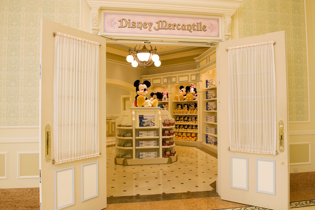 東京ディズニーランドホテル内「ディズニー・マーカンタイル」