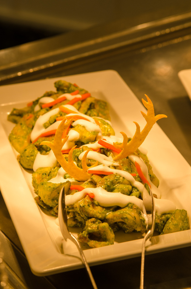 「クリスタルパレス・レストラン」スペシャルブッフェ|東京ディズニーランド 2016年「アナとエルサのフローズンファンタジー」