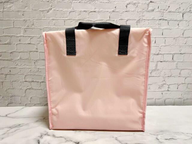 【cookpad plus（クックパッド プラス）2023年夏号】背面も無地になっています