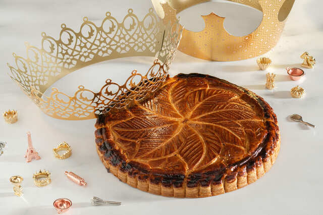 【グランド ハイアット 東京「フィオレンティーナ ペストリーブティック」】「ガレット デ ロワ （18cm）」4,200円