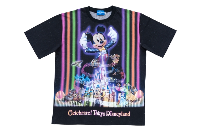 Tシャツ ¥2,900（S・M・L・LL）、¥3,300（3L）｜東京ディズニーランド「Celebrate! Tokyo Disneyland」スペシャルグッズ（2018年）