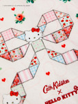 Cath Kidston × Hello Kitty タオルハンカチ Patchwork 1,540円(税込)
