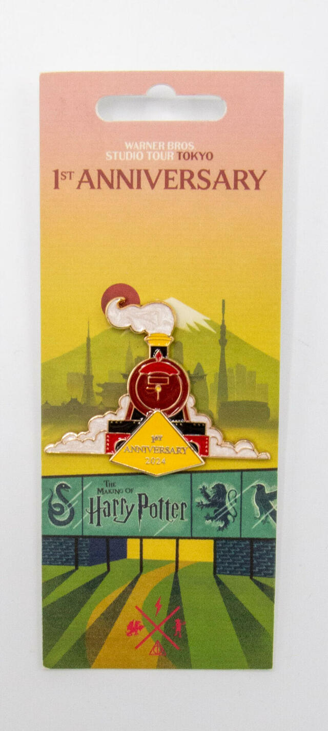 ピンバッジ 1,100円｜ミナリマ 1周年アニバーサリー 限定アート｜ワーナー ブラザース スタジオツアー東京 – メイキング・オブ・ハリー・ポッター