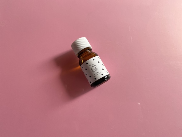 24h cosme 24 ナチュラルモイストオイル