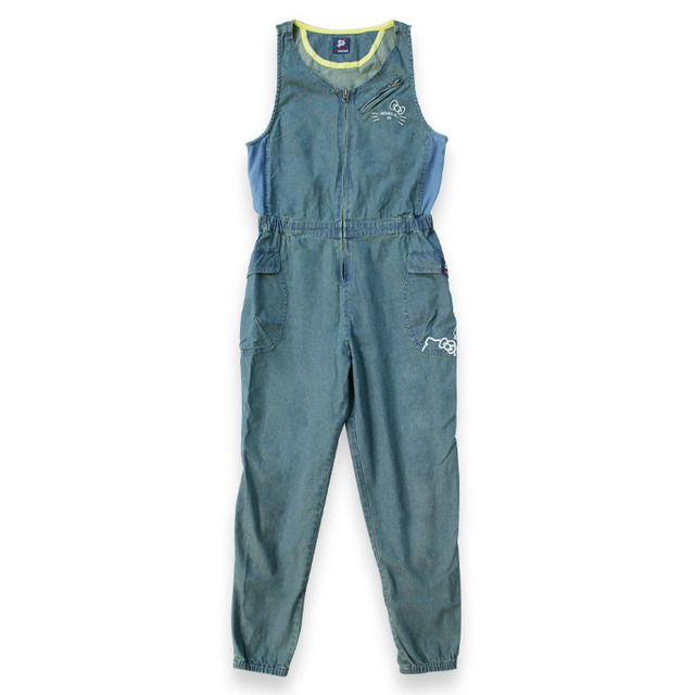 HELLO KITTY MONKUWA「デニムサロペット」（6,490円税込）