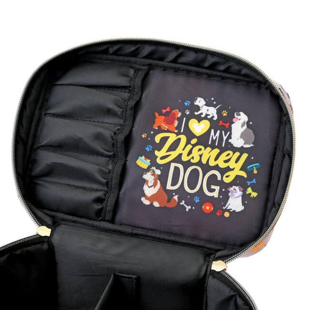 ディズニーキャラクター バニティポーチ DOG DAY 2022 4,290円