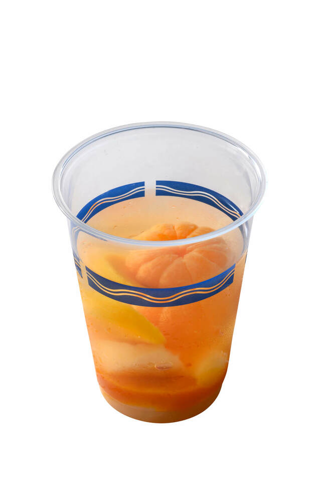 フルーツワイン赤（ミックスフルーツ） 1,200円｜東京ディズニーシー「フードトラック（レッド）」｜東京ディズニーリゾート「ディズニー・ハロウィーン」スペシャルメニュー