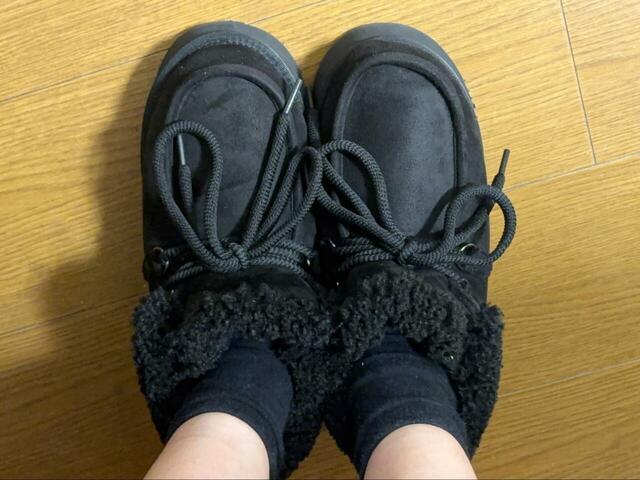 【niko and... オリジナルフェイクムートンモカシンブーツ】靴下を履いていても感じるやわらかさがたまりません♪