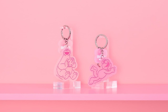 【セサミストリート】「ピンクアクリルキーホルダー」全2種￥1,540