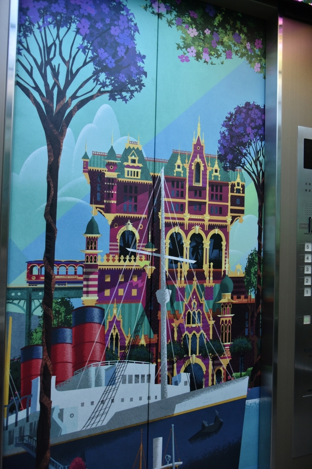 東京ディズニーセレブレーションホテル ディスカバー（エレベーター）