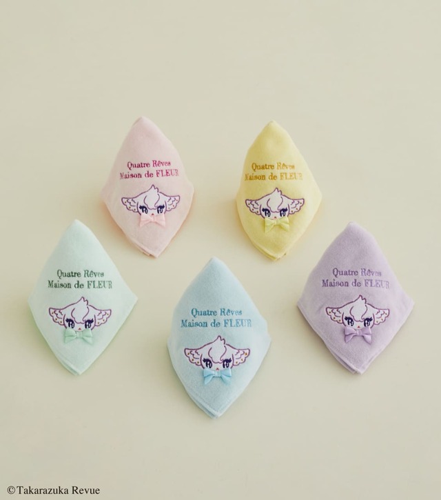 【Maison de FLEUR×キャトルレーヴ】「リボンハンドタオル」各￥2,500／宝塚歌劇の5組をイメージしたカラー展開のハンドタオル