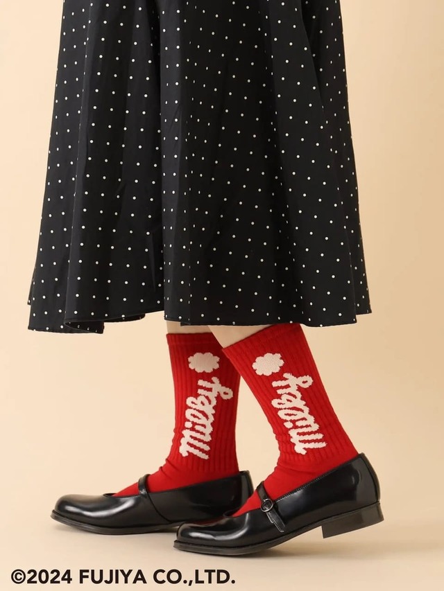 大胆にロゴを入れたアメリブソックス