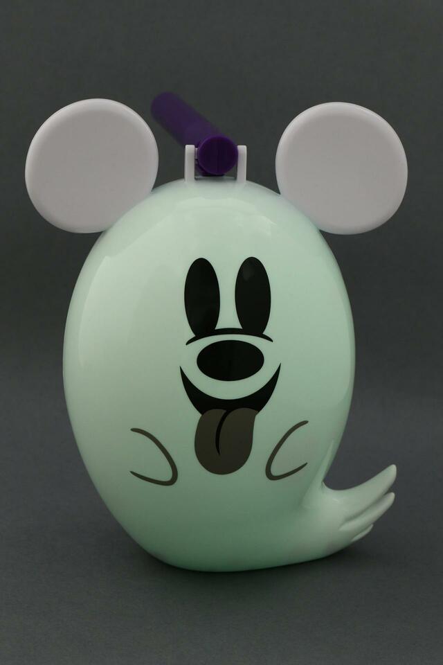 ランタン 2,500円｜東京ディズニーリゾート「ディズニー・ハロウィーン」2023スペシャルグッズ｜販売店舗：東京ディズニーランド「ディズニー&カンパニー」、東京ディズニーシー「エンポーリオ」