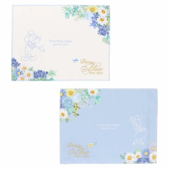 ランチョンマットセット 2,800円|サイズ:(1枚あたり)縦約34×横約44cm、2枚セット|東京ディズニーリゾート「Disney Blue Ever After」グッズ|発売日:2023年5月25日(木)|販売店舗:東京ディズニーランド「ディズニー&カンパニー」、東京ディズニーシー「ベッラ・ミンニ・コレクション」