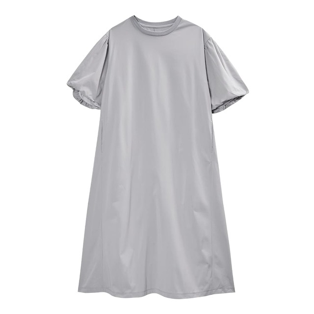 【ワークマンのワンピース人気ランキング 2位】「レディースドライサイドポケットバルーンスリーブワンピース」1,900円(税込)