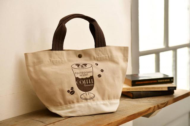 トートバッグ 3,900円｜サイズ：高さ約22×幅約35×マチ約19cm