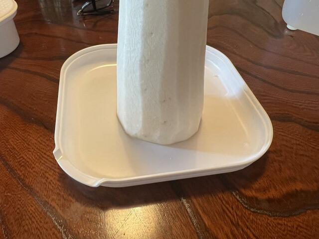 【ニトリ　スライサーザルボウルセット】ふたの裏側で大根おろしを作ります