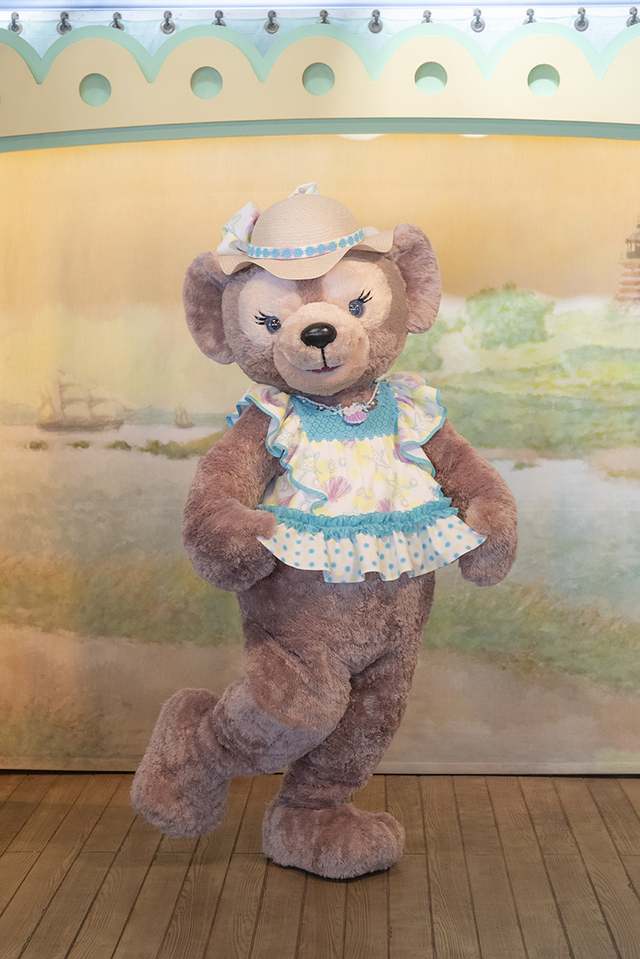 「ダッフィーのサニーファン」シェリーメイグリーティング