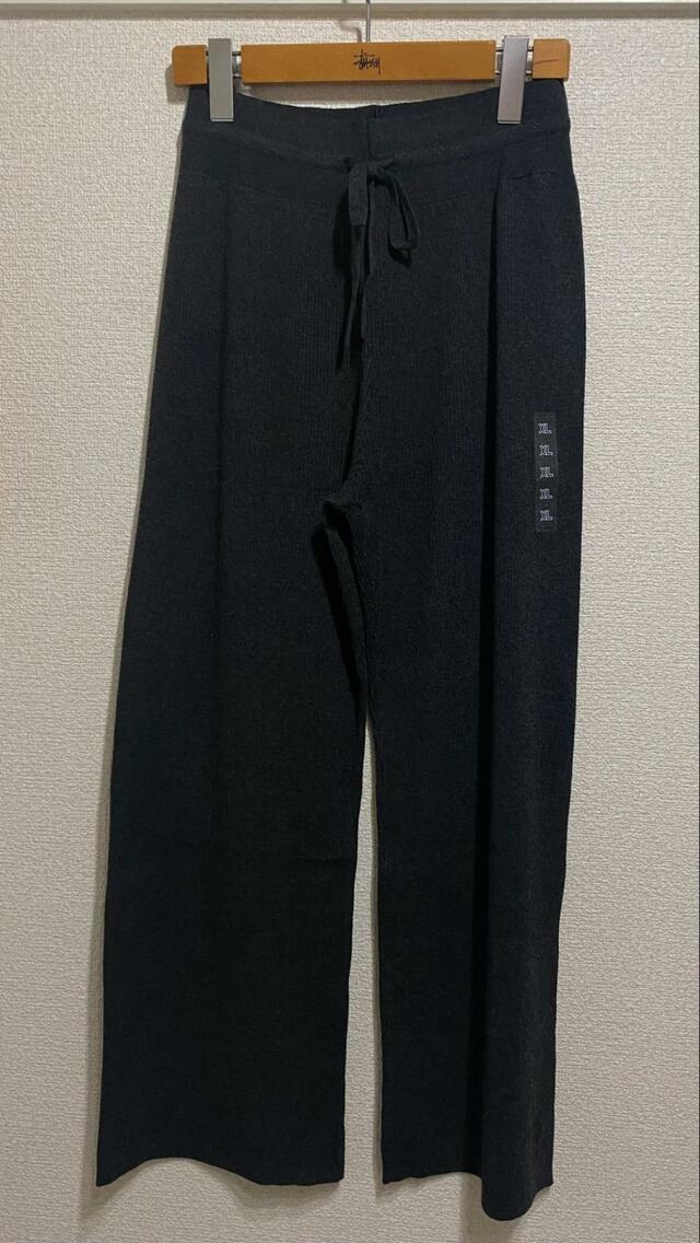 【ユニクロウォッシャブルニットリブパンツ】リブニット素材の神シルエットパンツ
