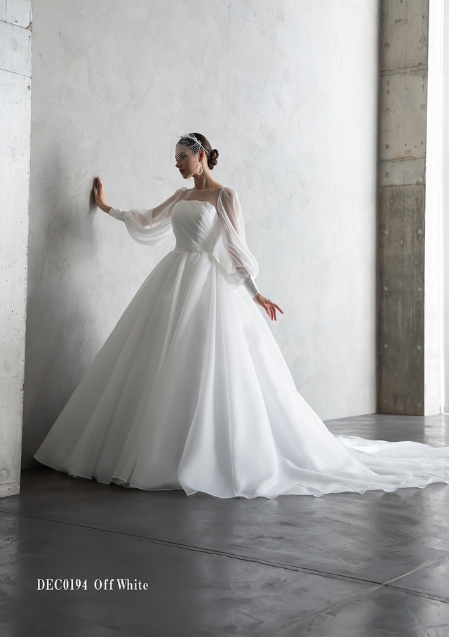新作ウェディングドレスコレクション「Clef a decor-クレアデコール」DEC0194_Offwhite