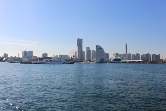 船から眺める横浜の景色は絶景です