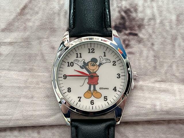 レトロシックなミッキーデザインのファイスがかわいすぎ…!
