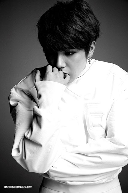 イ・ホンギ(FTISLAND)©FNC ENTERTAINMENT