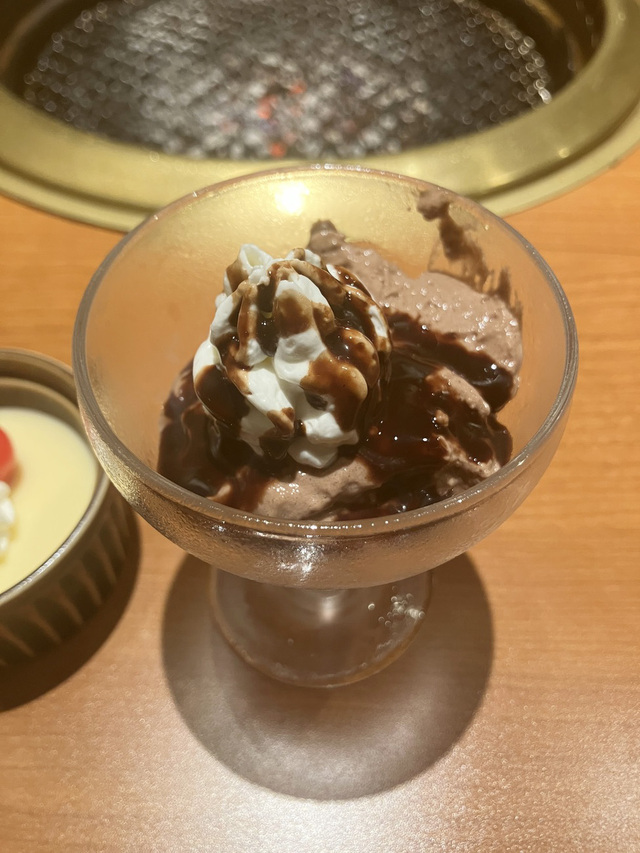 デザートも充実。小さめサイズが嬉しい。【安楽亭の焼肉食べ放題】