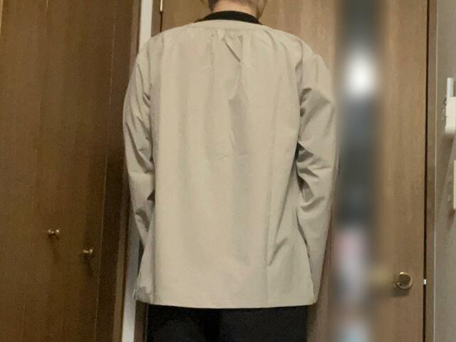 【ワークマン　レディースUVアクトブルゾン】オフィスなど室内では冷房の冷え防止に