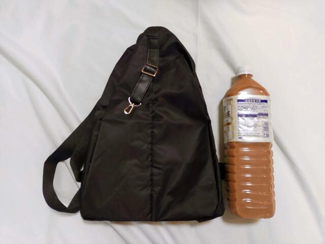 、1,000mlのペットボトルが「縦」に入る大きさ