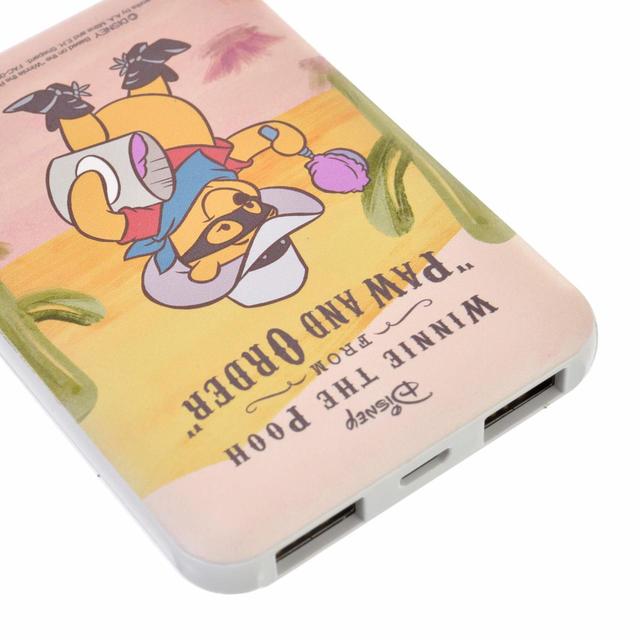 プーさん モバイルバッテリーチャージャー Western Pooh 4,400円