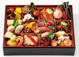 もてなし料理膳 税込 10,800 円 (19.5×25.7×5.3cm2 人用)