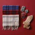 【Afternoon Tea LIVING】タータンマフラー 各¥4,400、エコハンドウォーマーオーバル 各¥3,520、エコハンドウォーマーミニ 各¥2,970、キルティングフェイクファー手袋 ¥3,520