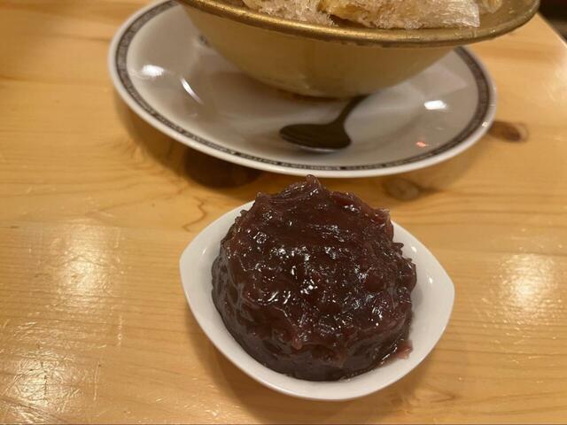 【コメダ珈琲店 おぐらあんトッピング】コメダといえばおぐらあん。トッピングなのにこの量は嬉しい！