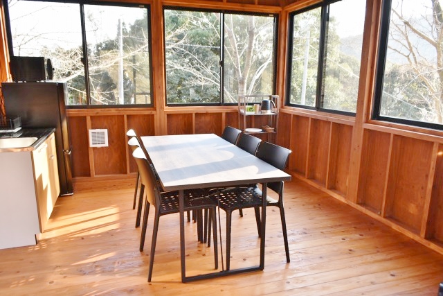 明るくて広々としたキッチン