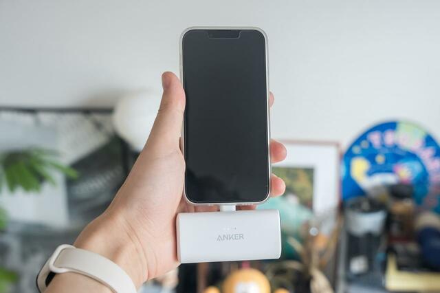 Anker「Nano Power Bank」ケーブルレスなのでストレスフリー