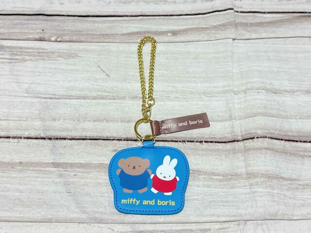 存在感たっぷりなミッフィー＆ボリスのバッグチャーム！