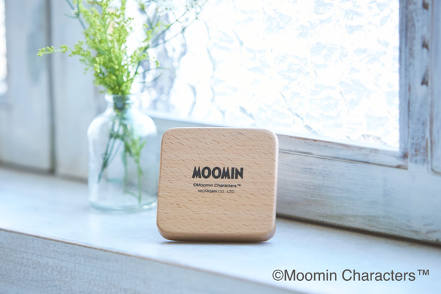 底面にはロゴがデザインされています