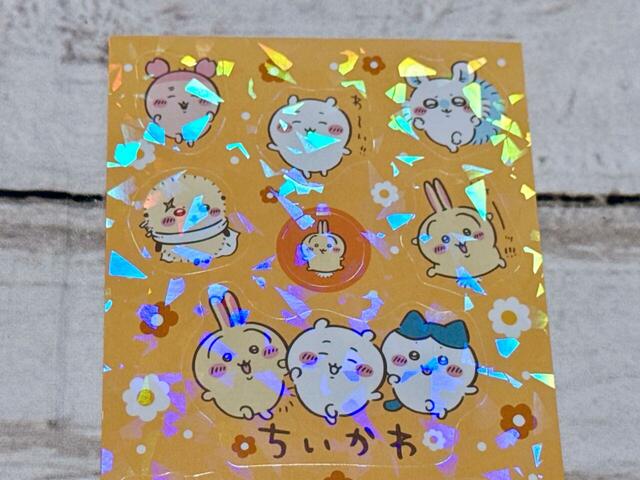 作者のナガノ先生がちいかわの公式Xにアップしたイラストから採用されたものが多く入っています