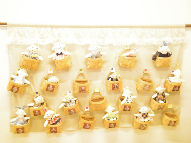 Myドールはここへ。肌身離さず持っている子供もちらほら