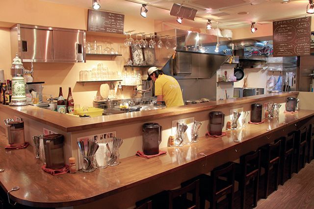 キーマカレーの名店／みのりんご（原宿）　外観