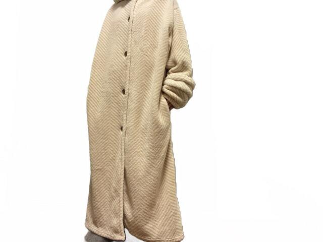 【LOWYA 着る毛布】たっぷりと生地を使っているので保温力も高い