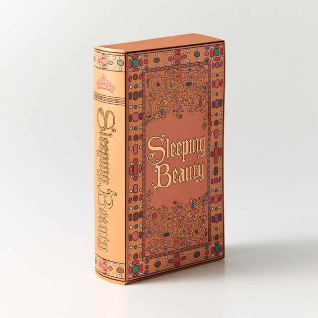 ストーリーブック型ハングウォッチ(選べるキャラクター)|¥7,480 (税込)