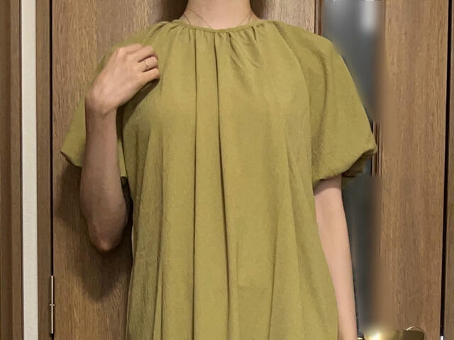 【coca レディースワンピース】胸元にもギャザーが入っているので胸の形も気になりません♪