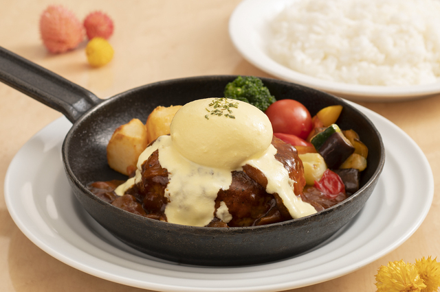 ハッピーイースター フード イースターエッグハンバーグ - 志摩スペイン村